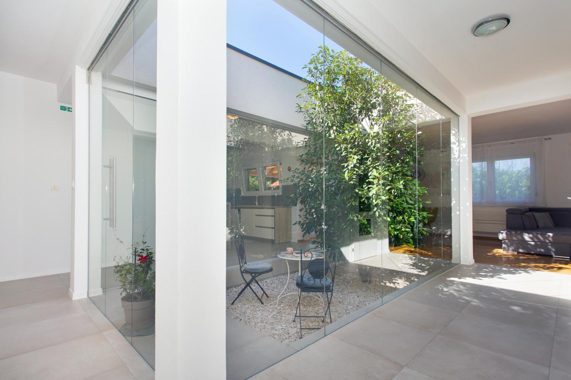 Kaštela Life - New And Luxury Holiday House מראה חיצוני תמונה