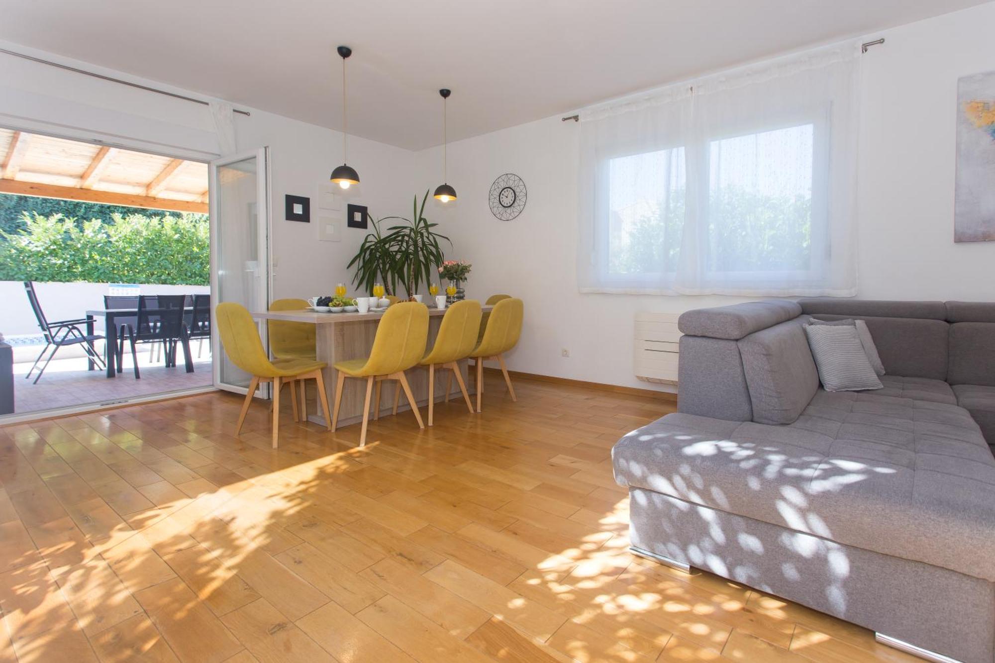 Kaštela Life - New And Luxury Holiday House מראה חיצוני תמונה