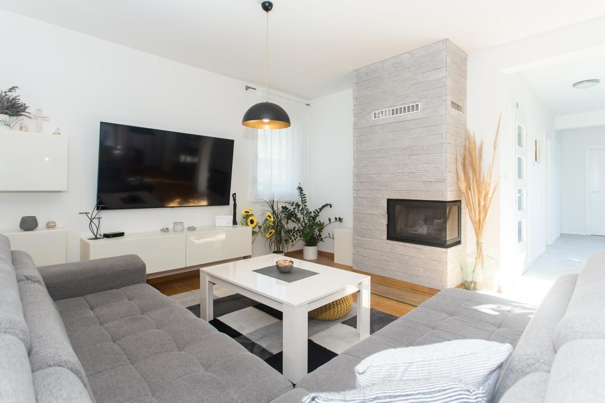 Kaštela Life - New And Luxury Holiday House מראה חיצוני תמונה